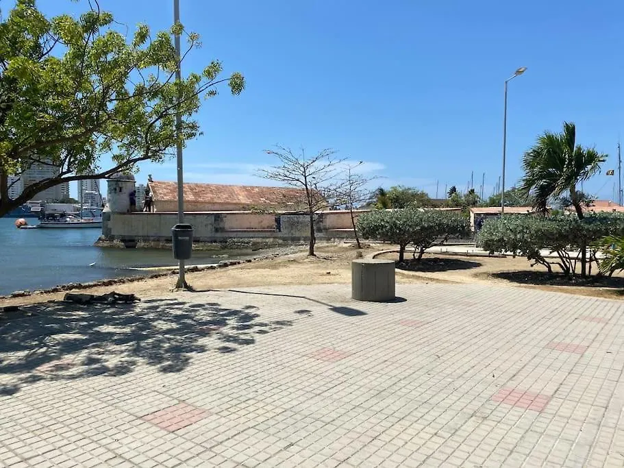 Cozy Apt. On Manga Bay Blvd. Cartagena Daire